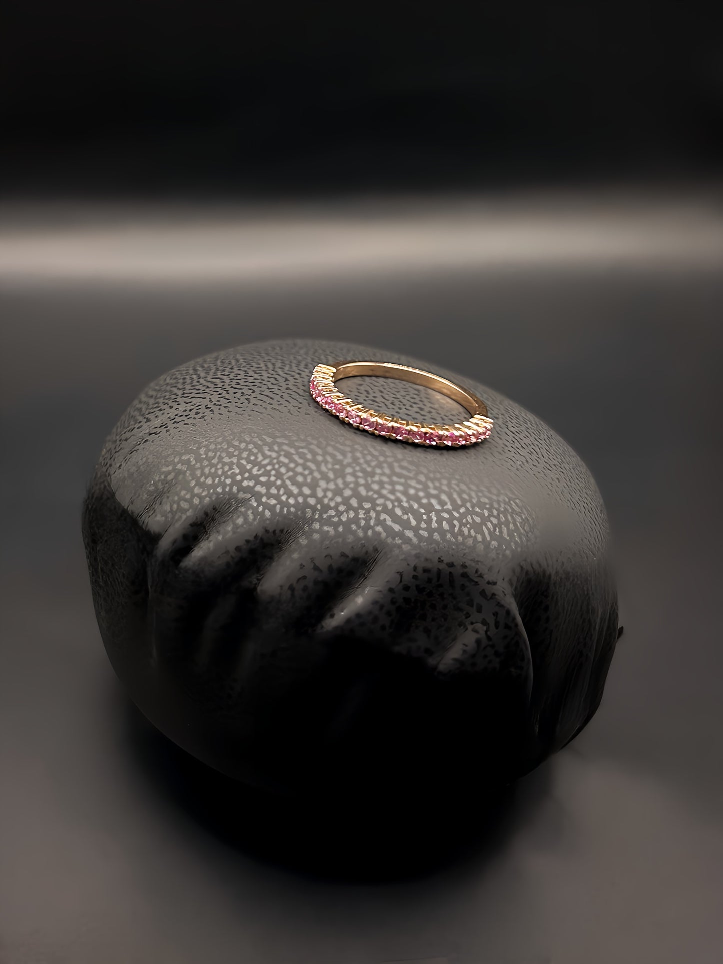 Rose Gold Ring with Pink Natural Sapphires