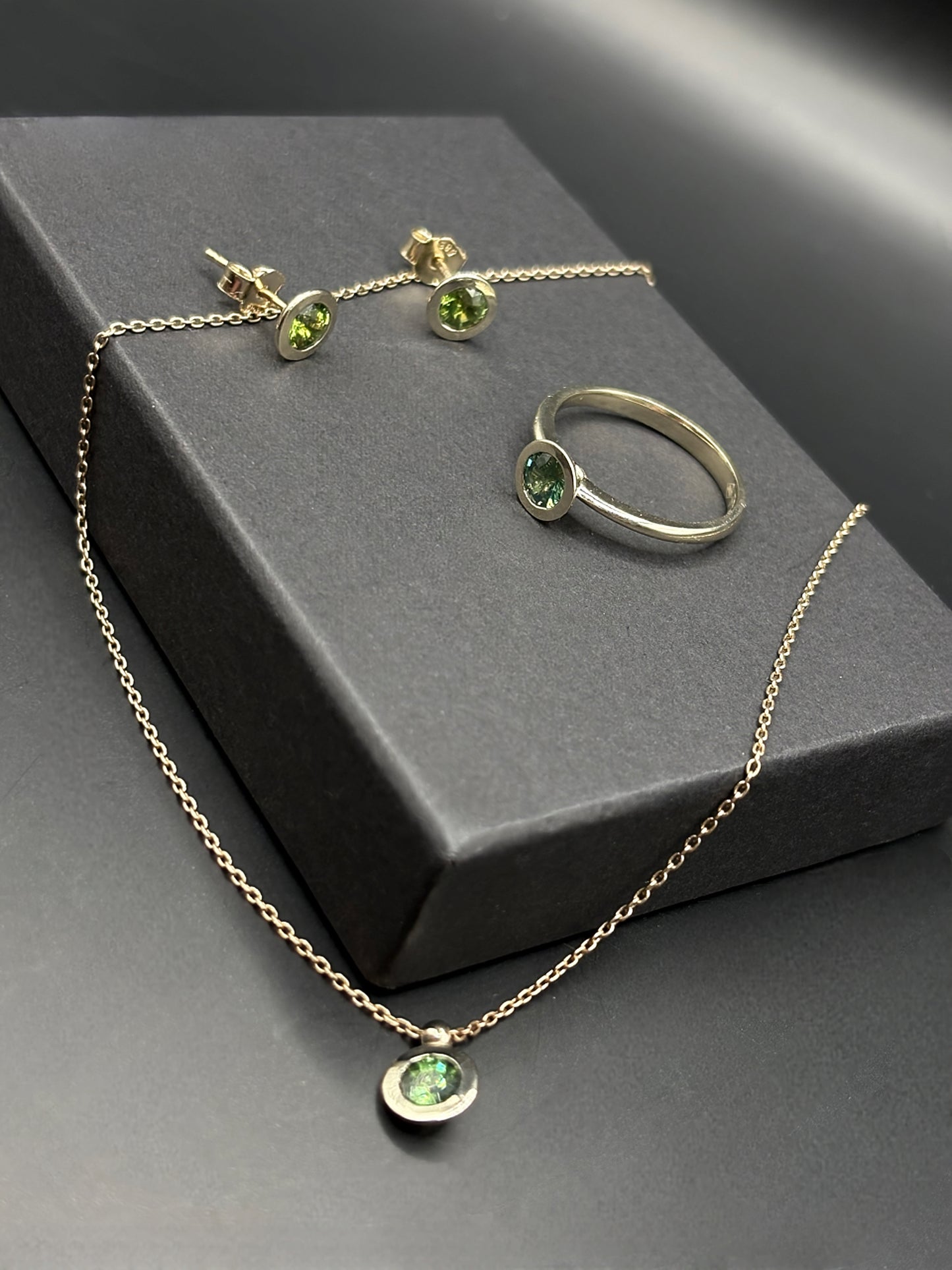 Green Sapphire Simple Set